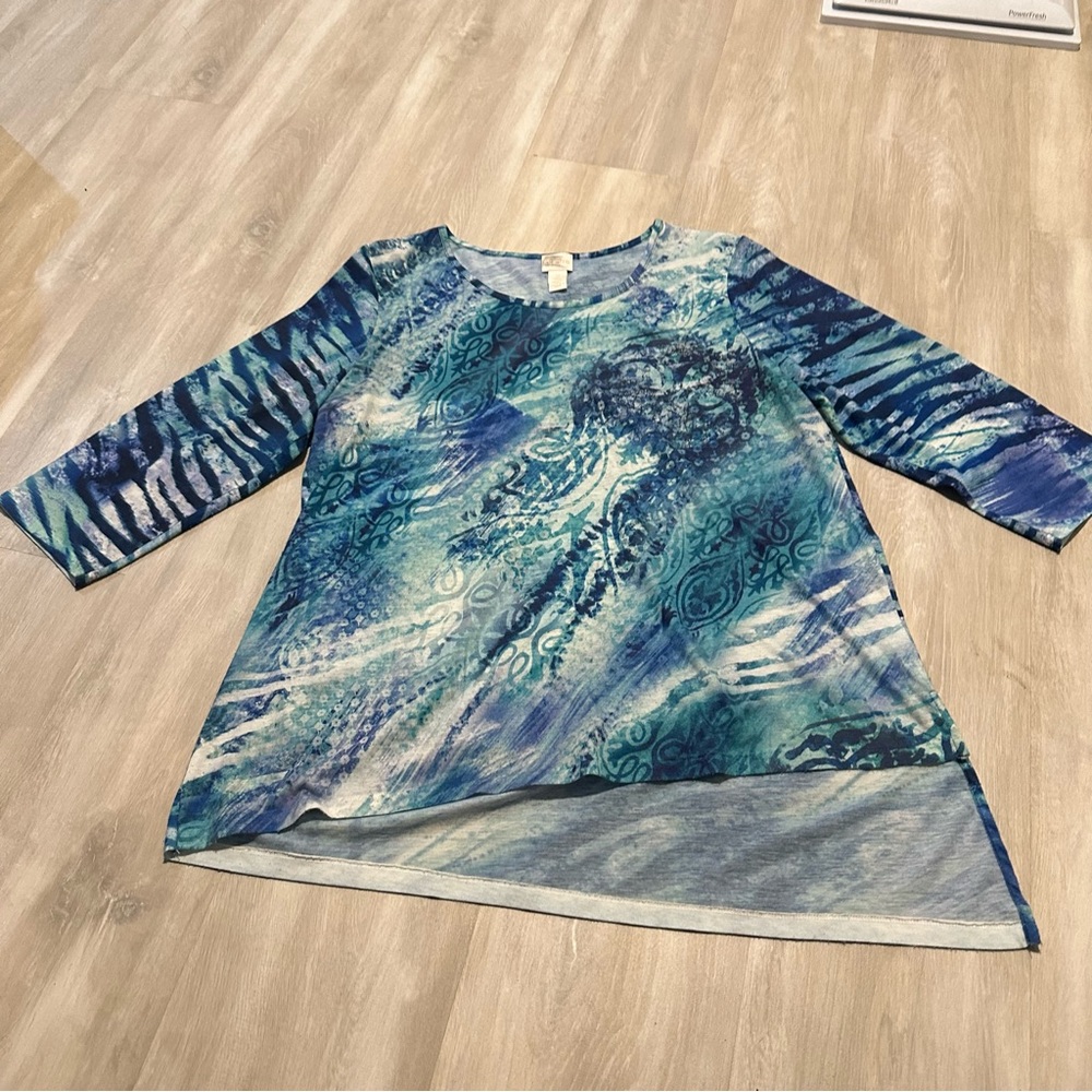 Chico’s Blue Shades of Blue Asymmetrical Top Sz 2 L